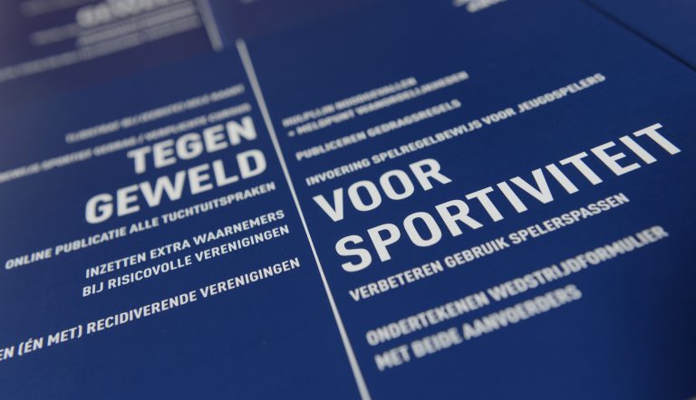 Heethoofden in het voetbal blijft een probleem