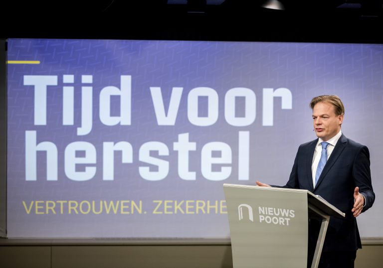 Omtzigt presenteert verkiezingsprogramma: Tijd voor herstel 