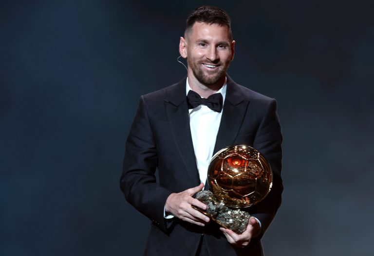 En dat is nummer 8: Lionel Messi wint de Ballon d’Or