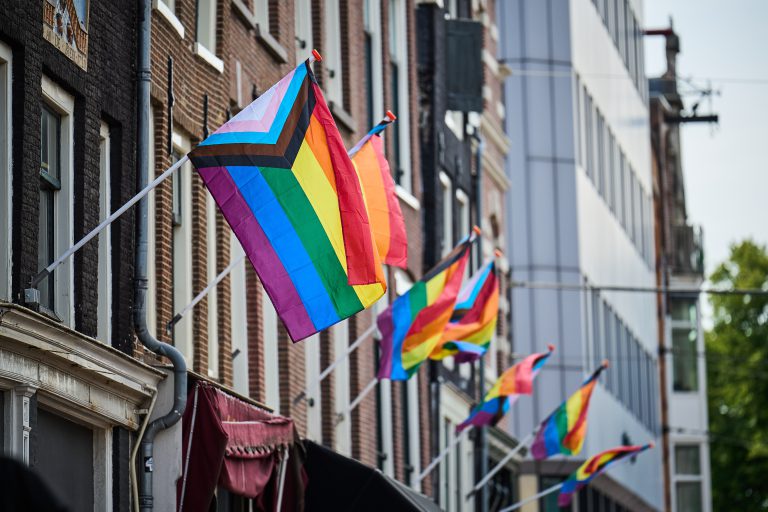 ‘Ik wil me niet verplicht voelen om uit de kast te komen op Coming out day’