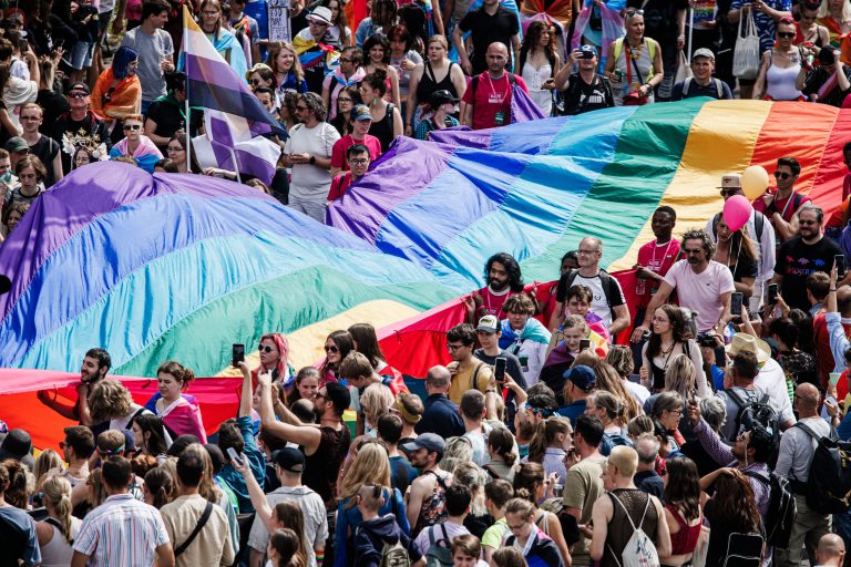 Drie jaar wachttijd voor transgender zorg