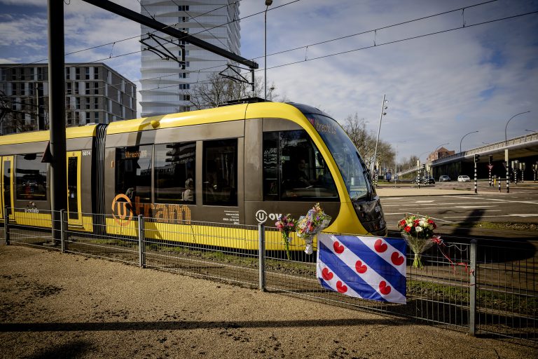 OM eist tien jaar extra gevangenisstraf tegen tramschutter Gökmen T.