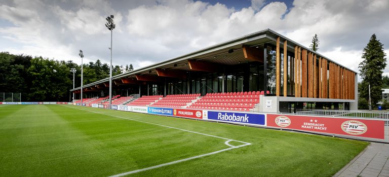 Spannende wedstrijd tussen Fc Den Bosch en Jong PSV eindigt gelijk: 2-2