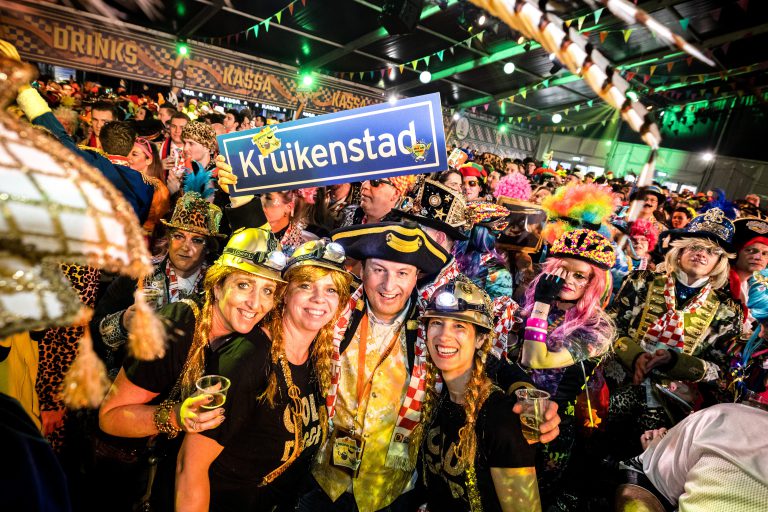 Waarom is de carnavalsband Veul Gère z’n groot succes? 