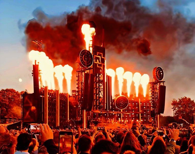 Rammstein verovert Nijmegen met explosief concert in het Goffertpark