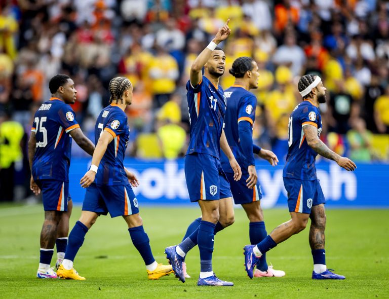 Nederland – Roemenië: oranje wint overtuigend en plaatst zich voor kwartfinales