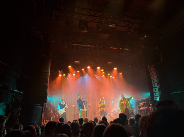 Van schoolopdracht tot voorprogramma in concertzaal 013: Rockacademie-band Spijbelaar groeit steeds harder