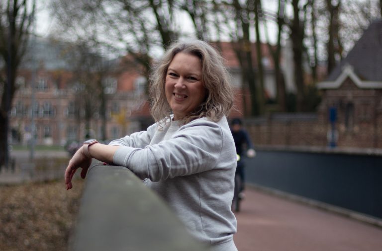 ‘Ook zonder kinderen kun je een gelukkig en mooi leven leiden’ Interview met Annelies van Eijck