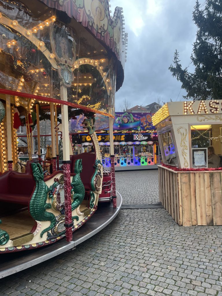 Kerstmarkt op de Parade in Den Bosch: “Ordinaire kermis” 