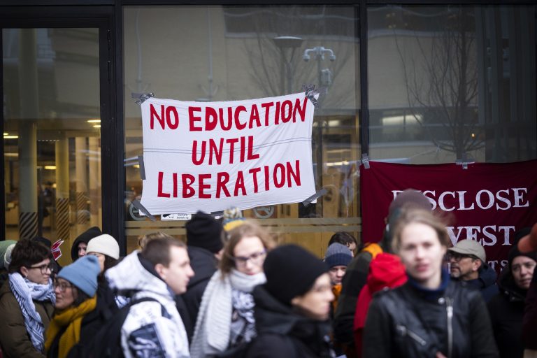 Pro-Palestijns protest heeft “weinig impact” gehad op Universiteit van Amsterdam  