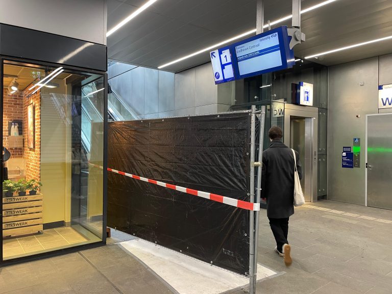 Roltrap station Tilburg in onderhoud; binnenkort ook onderhoud bij spoor 2 en 3