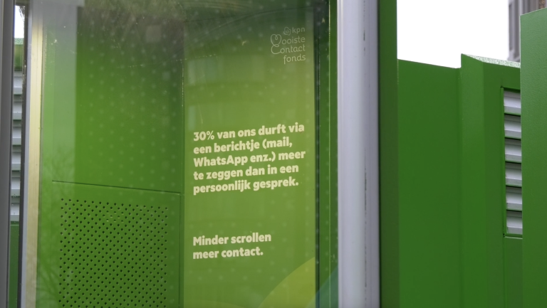 Telefoonhokjes krijgen nieuw leven in nieuwe campagne KPN.