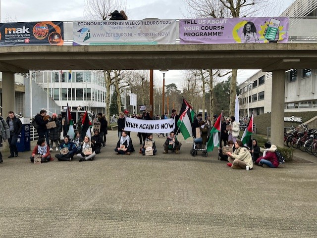 Palestine Tilburg protesteert bij Tilburg University: “Waarom verandert er niks?!”