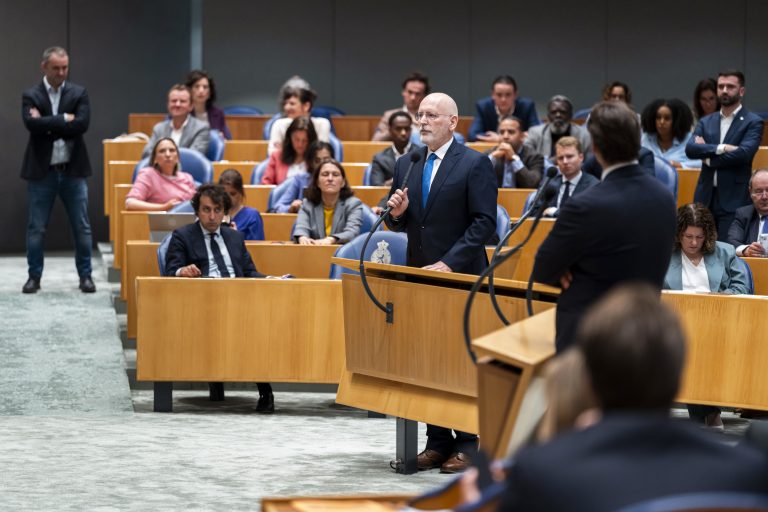 LIVEBLOG: Schoof wil door met ‘alles wat nodig is voor defensie’